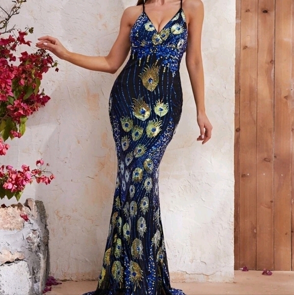 Multicolor Graphic Crisscross Cami Backless Contrast Sequined Mermaid Ma… - Picture 4 of 10